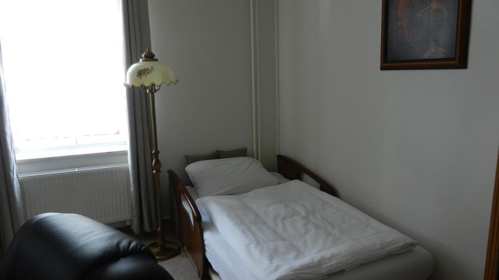 Apartment Pension Stark Františkovy Lázně エクステリア 写真