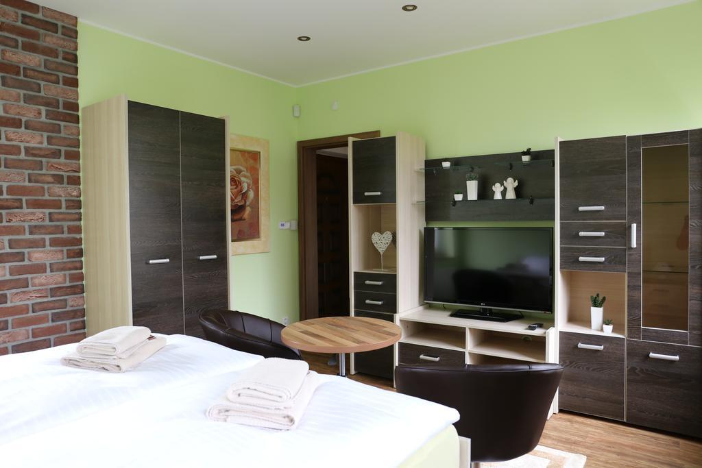 Apartment Pension Stark Františkovy Lázně エクステリア 写真