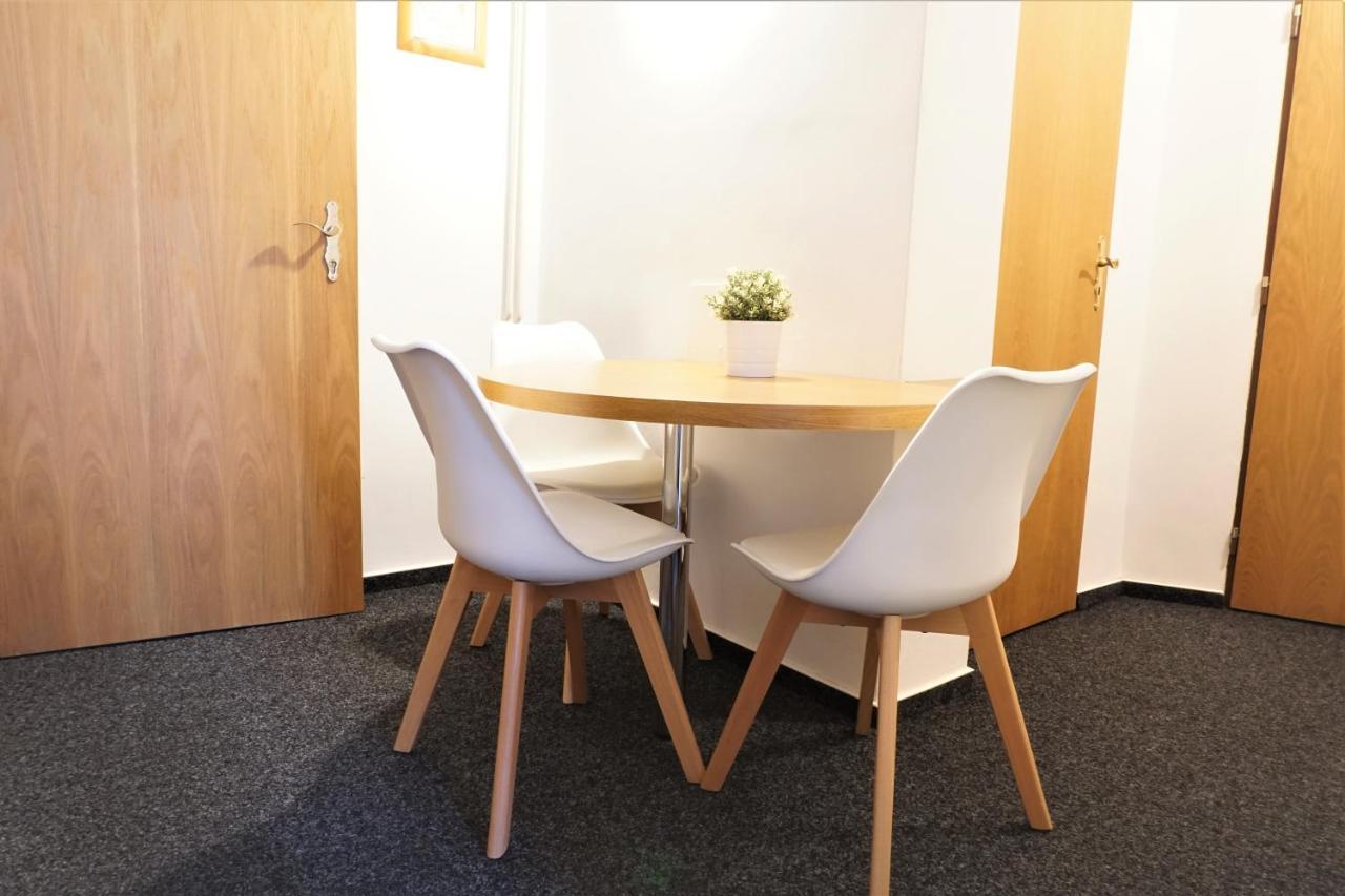 Apartment Pension Stark Františkovy Lázně エクステリア 写真